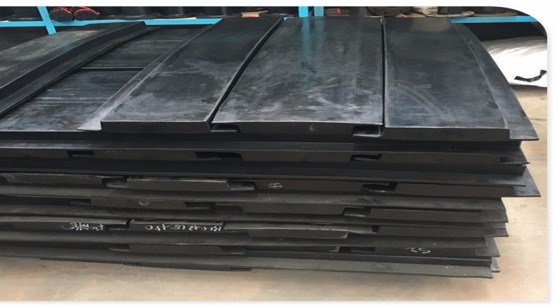 為什么越來越多球磨機(jī)設(shè)備使用者選擇用橡膠襯板