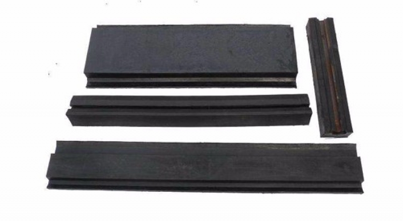 為什么選擇高質(zhì)量的造粒機橡膠襯板